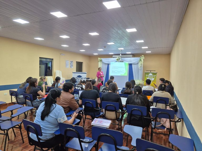 Debate académico en Santa Rosa del Aguaray